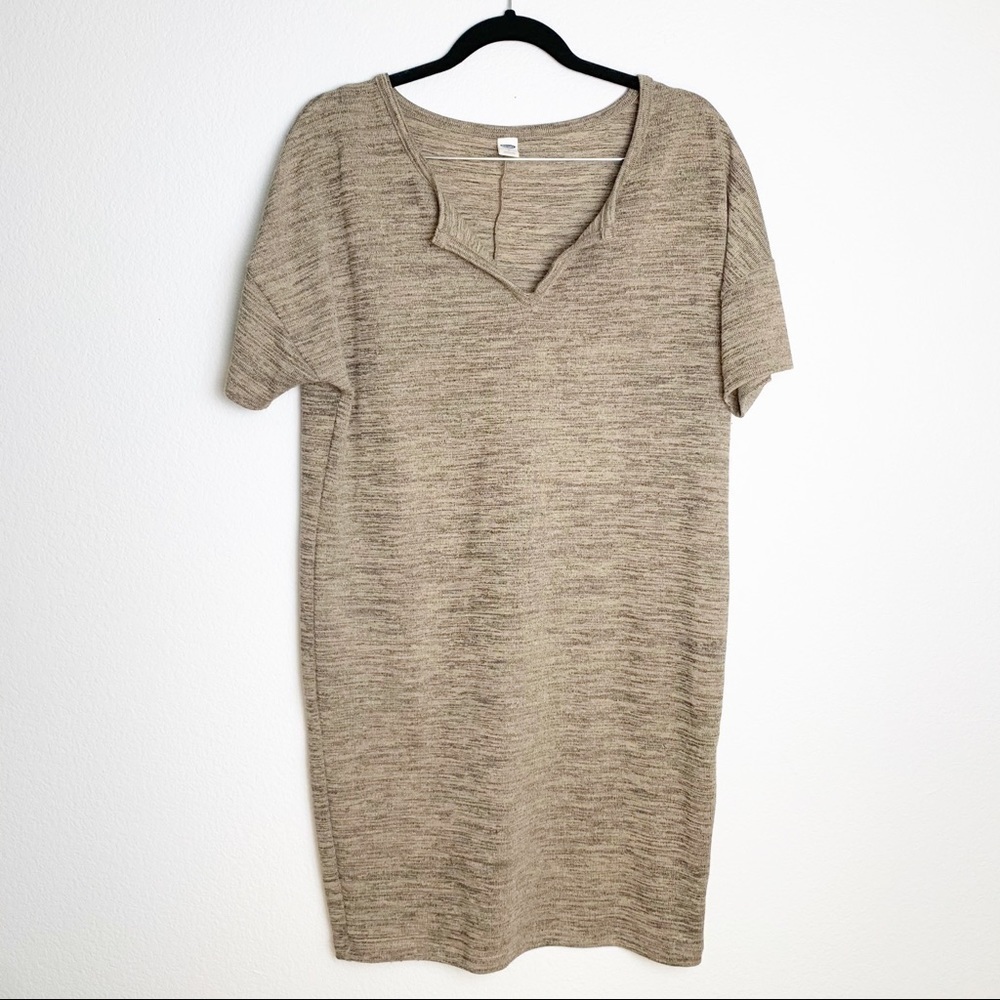 Old Navy Tunic Length Split‎ Neck Top Tan S